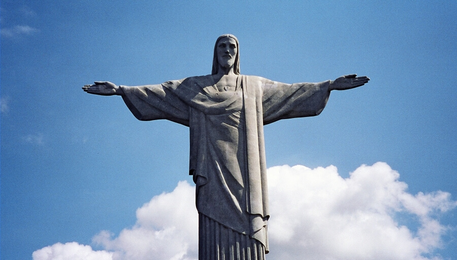 статуя Иисуса Христа в Рио-де-Жанейро