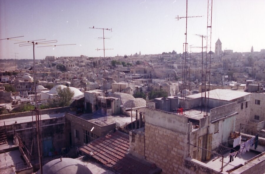 вид на крыши Иерусалима