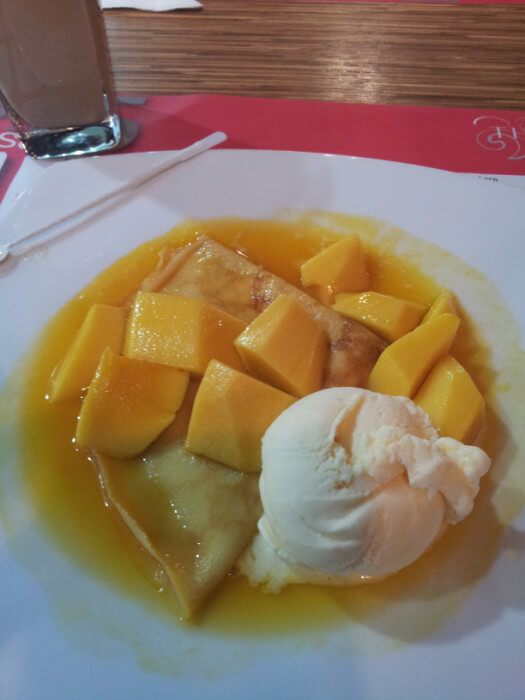 десерт из манго в Таиланде
