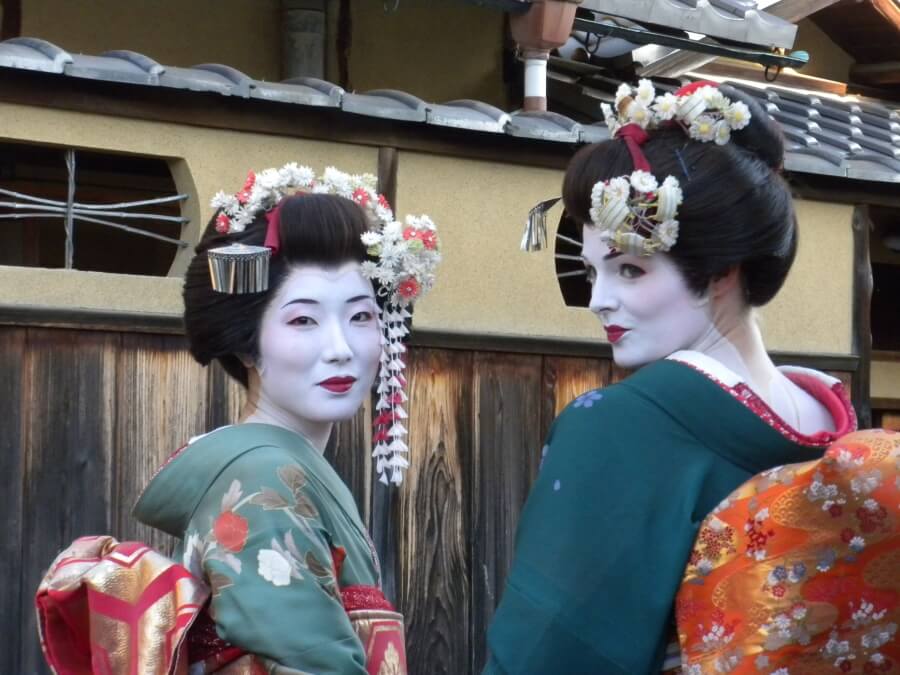гейши в Японии это актеры