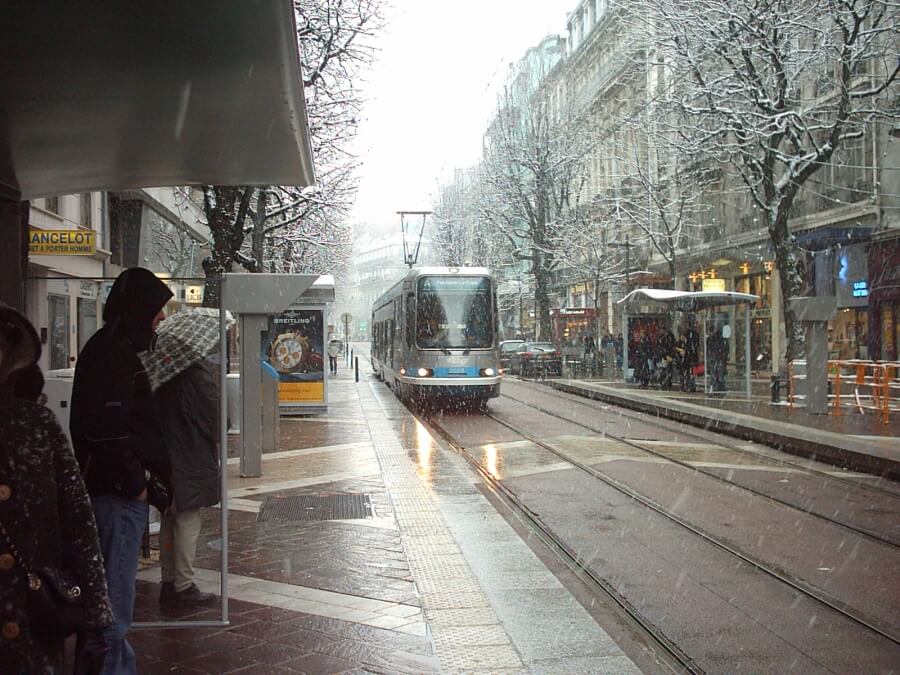 трамвай в Гренобле