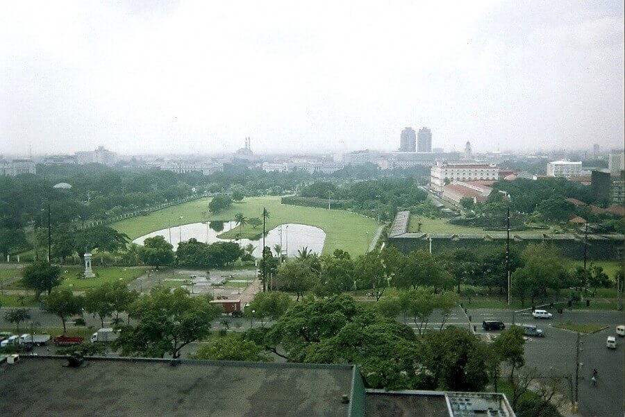 парк Рисаль в Маниле