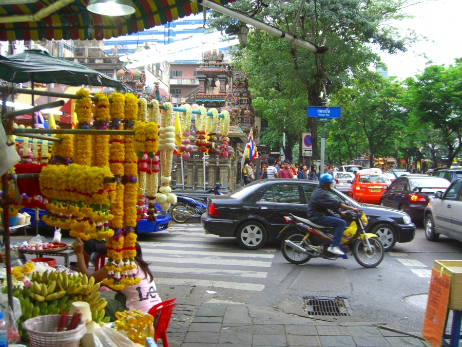 движение на улицах Бангкока