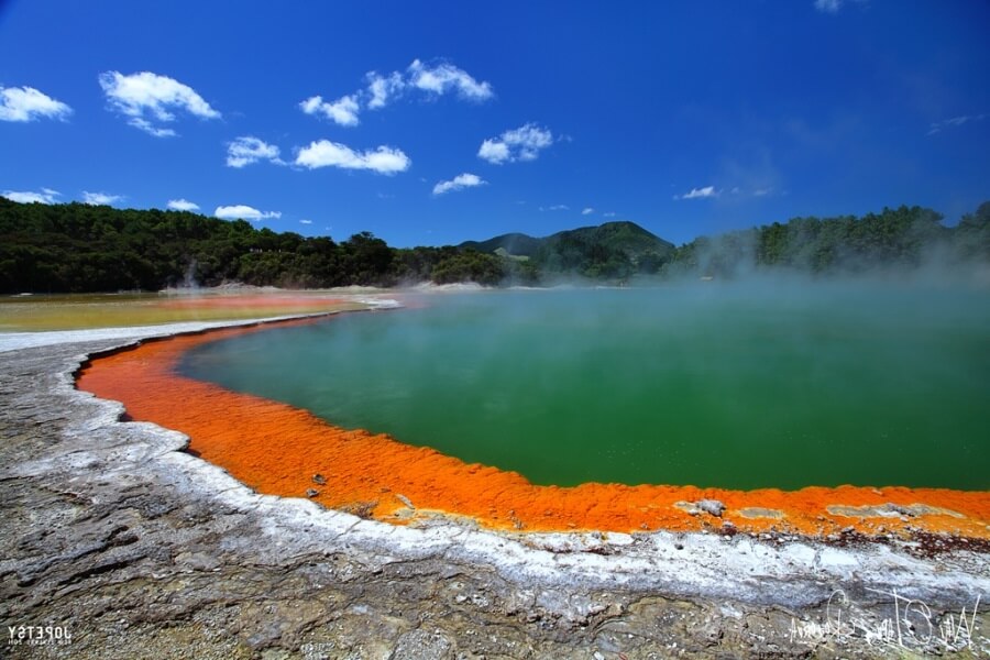 Страна геотермальных чудес Уаи-О-Тапу