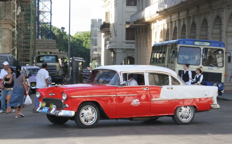 ретро-автомобили в Гаване