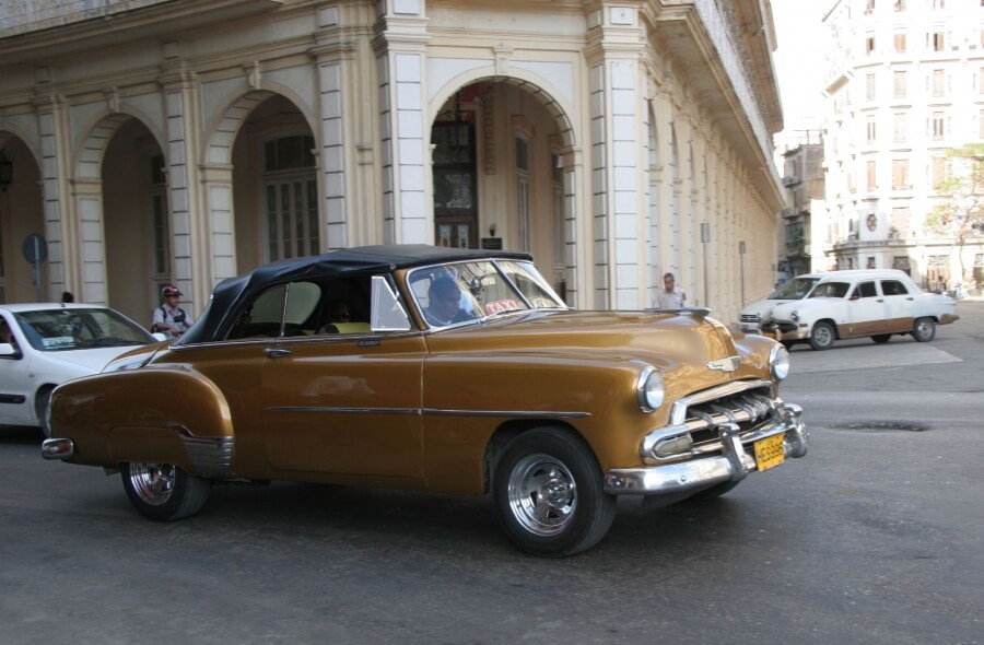 ретро-автомашины на Кубе