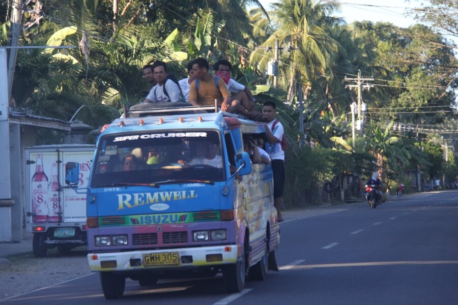 микроавтобусы на Филиппинах